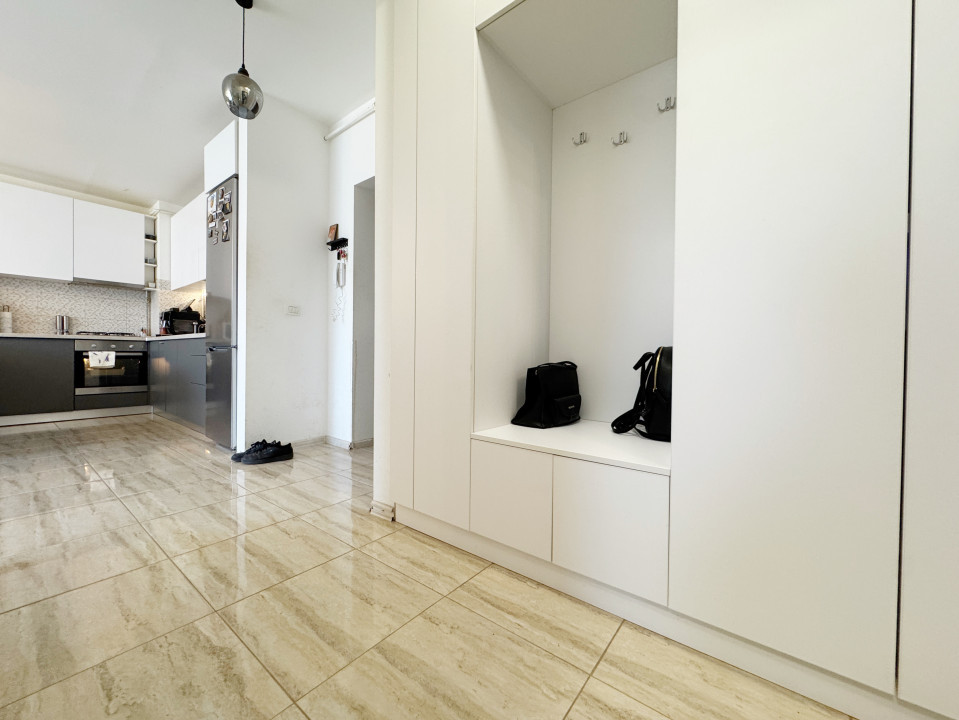Apartament 2 camere 53mp utili + balcon 8mp, Lift  -Zona ESO, Giroc