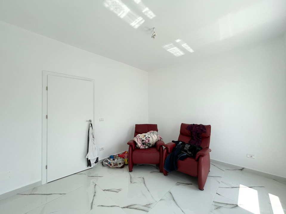 Apartament spatios, 2 camere, decomandat, etaj 2, 50 mp - Giroc