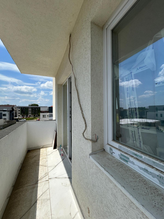 Apartament spatios, 2 camere, decomandat, etaj 2, 50 mp - Giroc