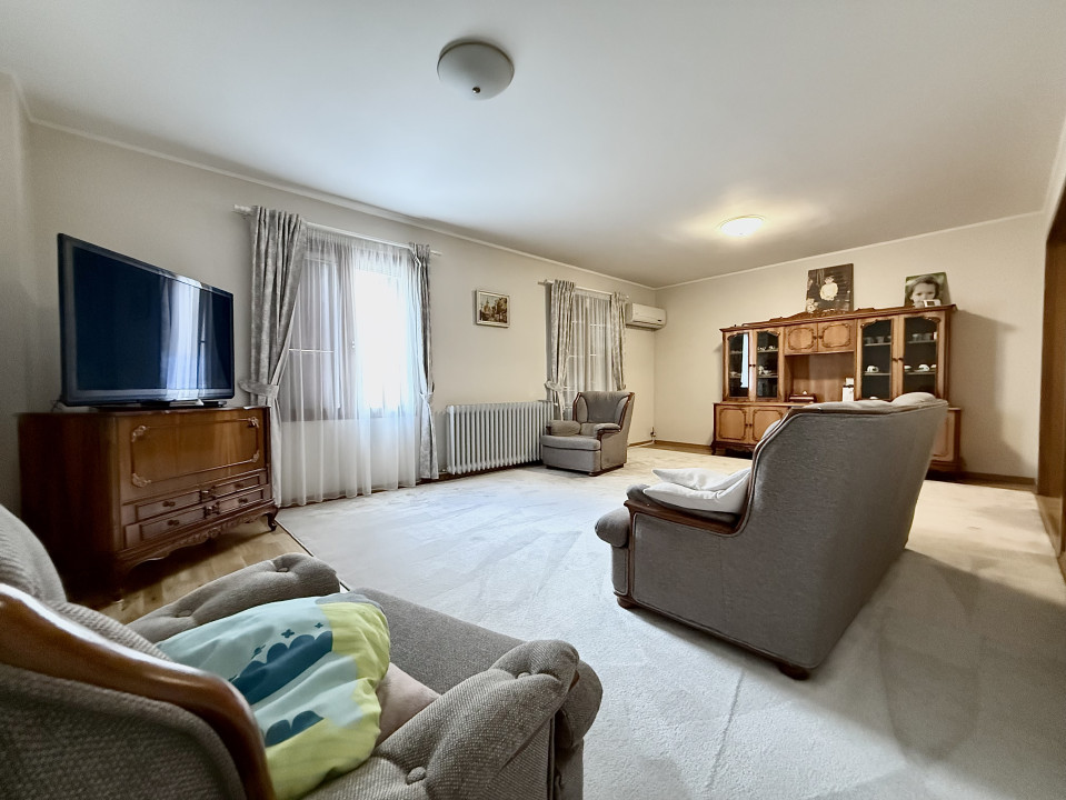 Aventura pe Etaje, casa individuala, 204 mp utili, garaj - Girocului