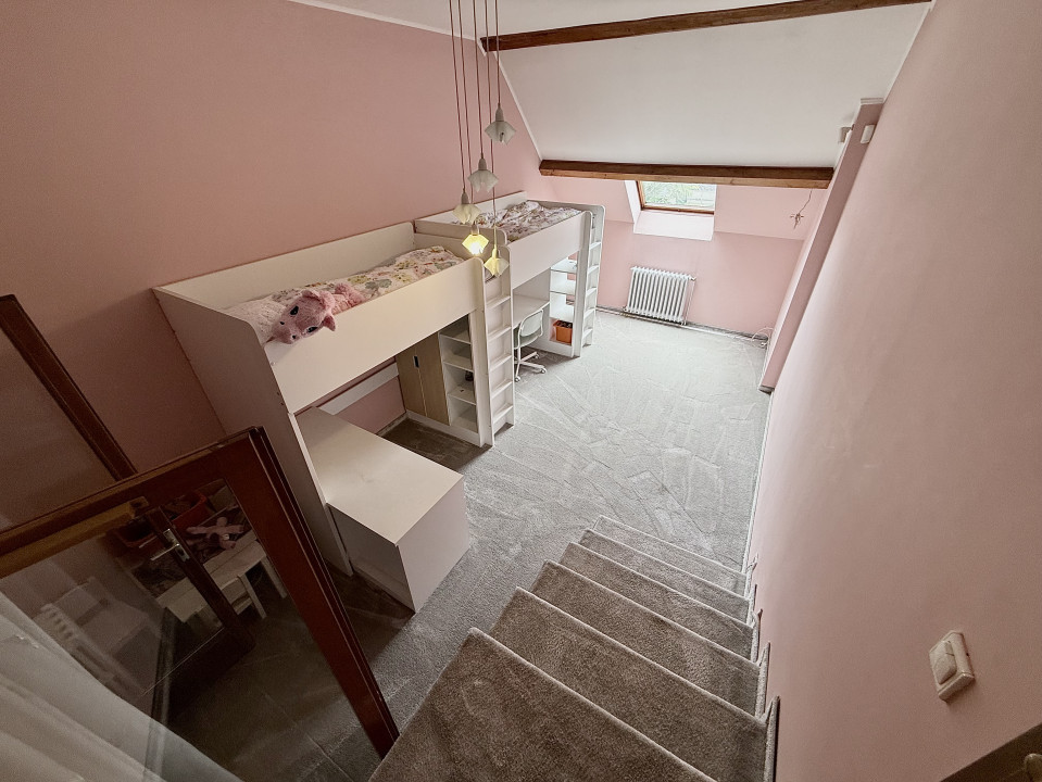 Aventura pe Etaje, casa individuala, 204 mp utili, garaj - Girocului
