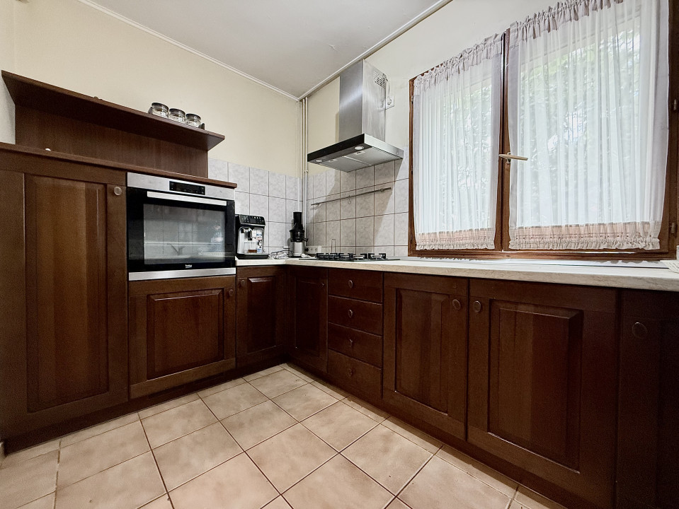 Aventura pe Etaje, casa individuala, 204 mp utili, garaj - Girocului