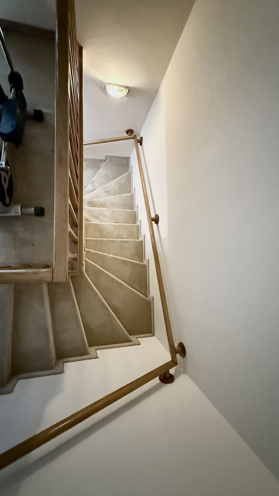 Aventura pe Etaje, casa individuala, 204 mp utili, garaj - Girocului