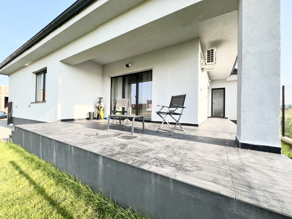 Duplex 3 camere, 102 mp, 200mp teren, constructie noua - Giarmata Mare