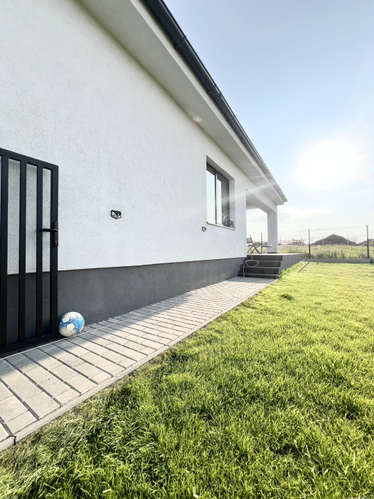 Duplex 3 camere, 102 mp, 200mp teren, constructie noua - Giarmata Mare